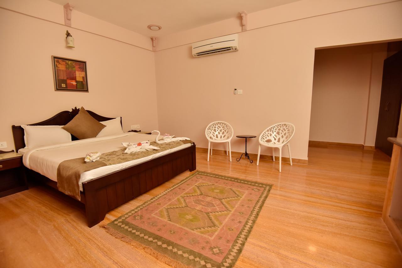 אודייפור Araliayas Resort & Spa מראה חיצוני תמונה